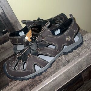 Northside Burke Closed Toe Hiking Water Sandals Men’s NWT